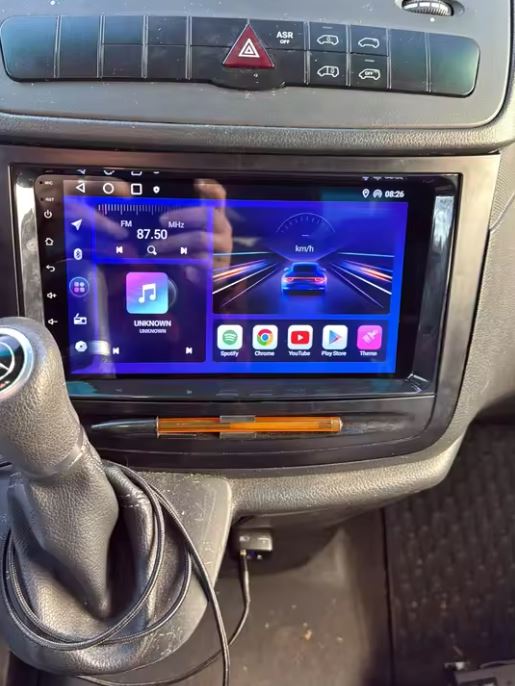 Android Radio (Detail) im Mercedes W169/W245/W203, echtes Foto, Berlin