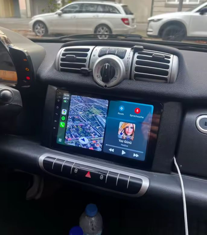 9-Zoll Android-Radio im Smart Fortwo 451, echtes Foto, Berlin